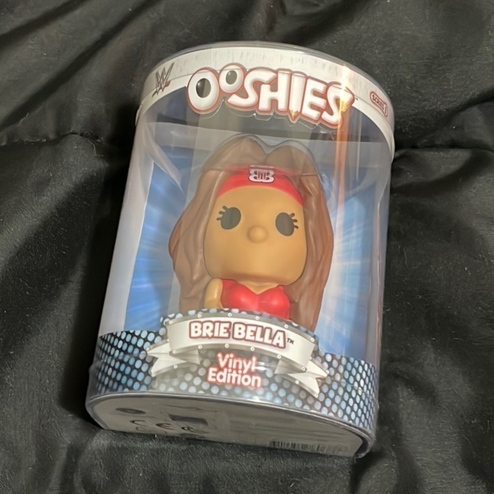 Brie Bella WW 2019 Ooshies Vinyl Figure